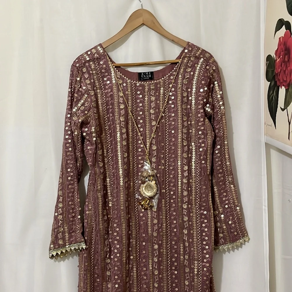 NWT A-MEENAH Modest Embroidered Pink and Gold Long Sleeve Dress Necklace a130 - Picture 2 of 6